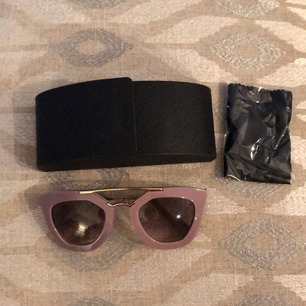 Prada SUNGLASSES SPR09Q TKP-4K0 POWDER